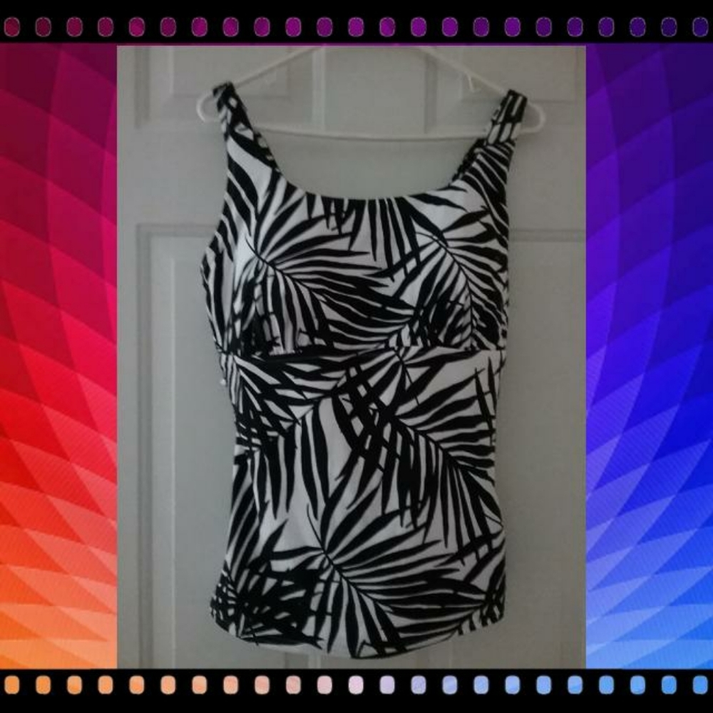 LANDS' END BATHING SUIT TOP